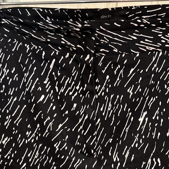 Attention slim fit pants front and back pockets size 10 - Picture 2 of 11